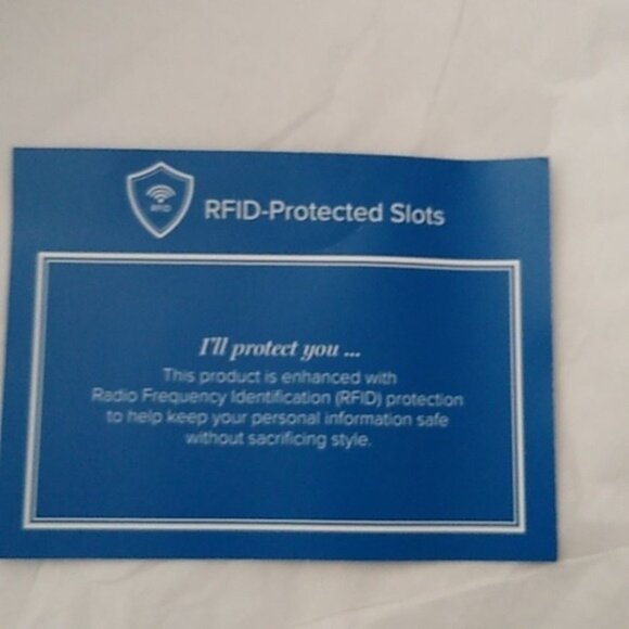 Vera Bradley RFID Quilted Cotton Georgia Wallet in Rain Forest - Picture 6 of 7